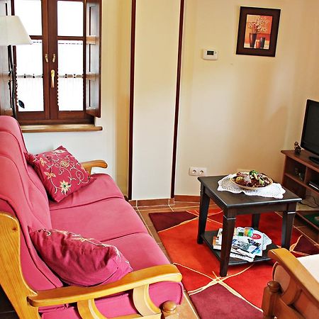 Apartamentos El Llago Boal المظهر الخارجي الصورة