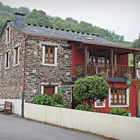 Apartamentos El Llago Boal المظهر الخارجي الصورة